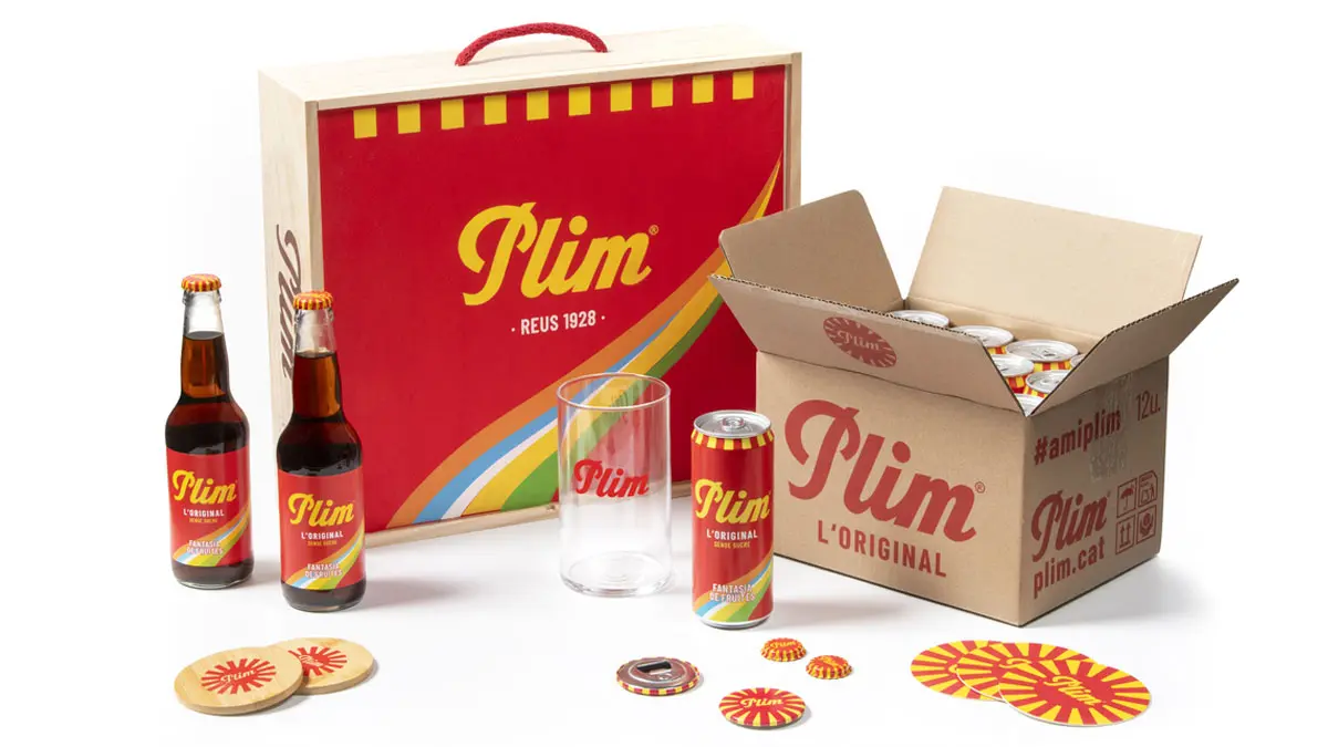 Ampolla de Plim amb Sant Pere al fons