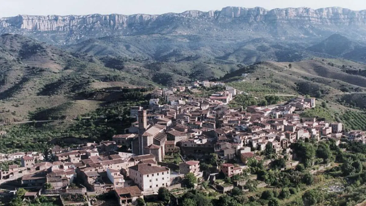 Interior restaurant a Poboleda amb plats del Priorat. Foto Ajuntament de Poboleda