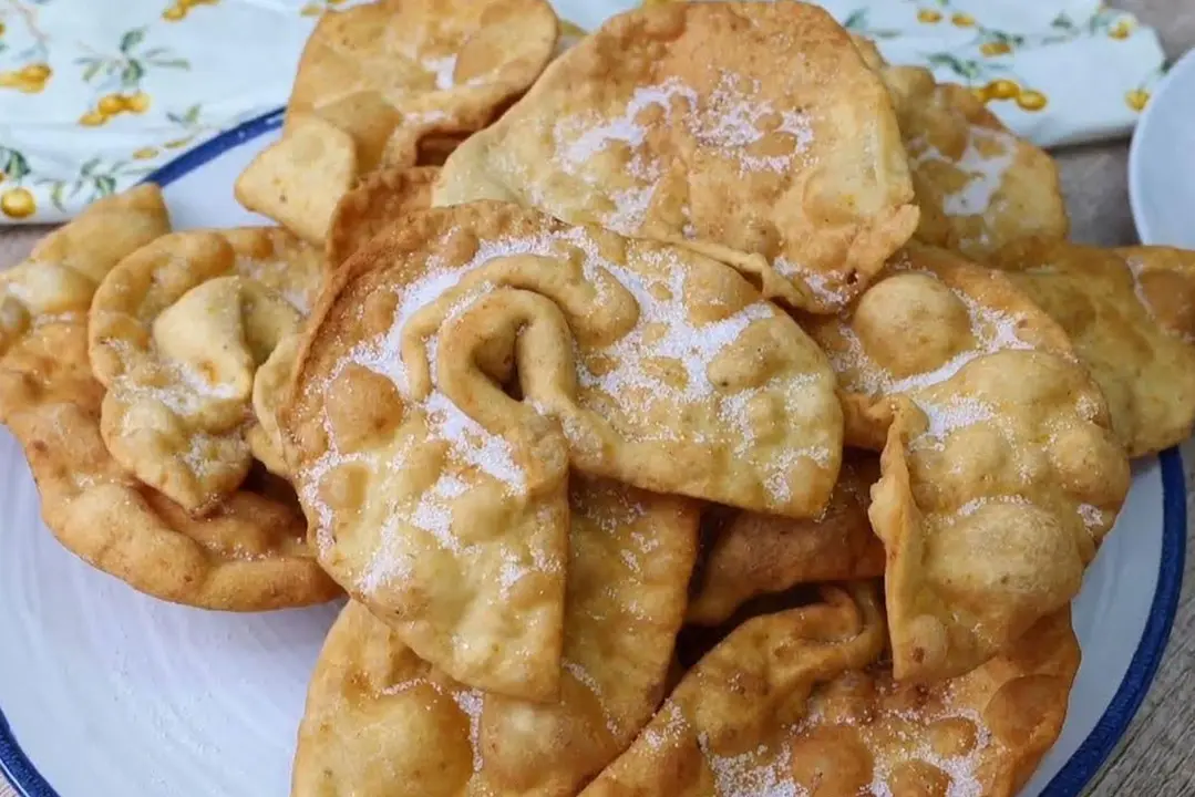Orelletes tradicionals de Tarragona. Imatge Youtube ladulcepedia