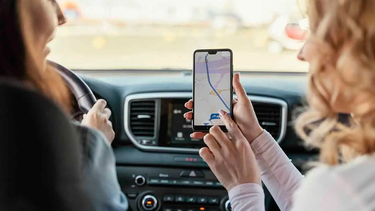 David Laita explica com trobar gasolineres amb Google Maps sense perdre temps