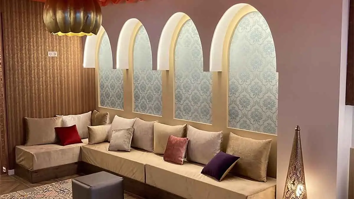 Interior del restaurant liban&egrave;s Al Jaima recomanat per Arturo P&eacute;rez-Reverte