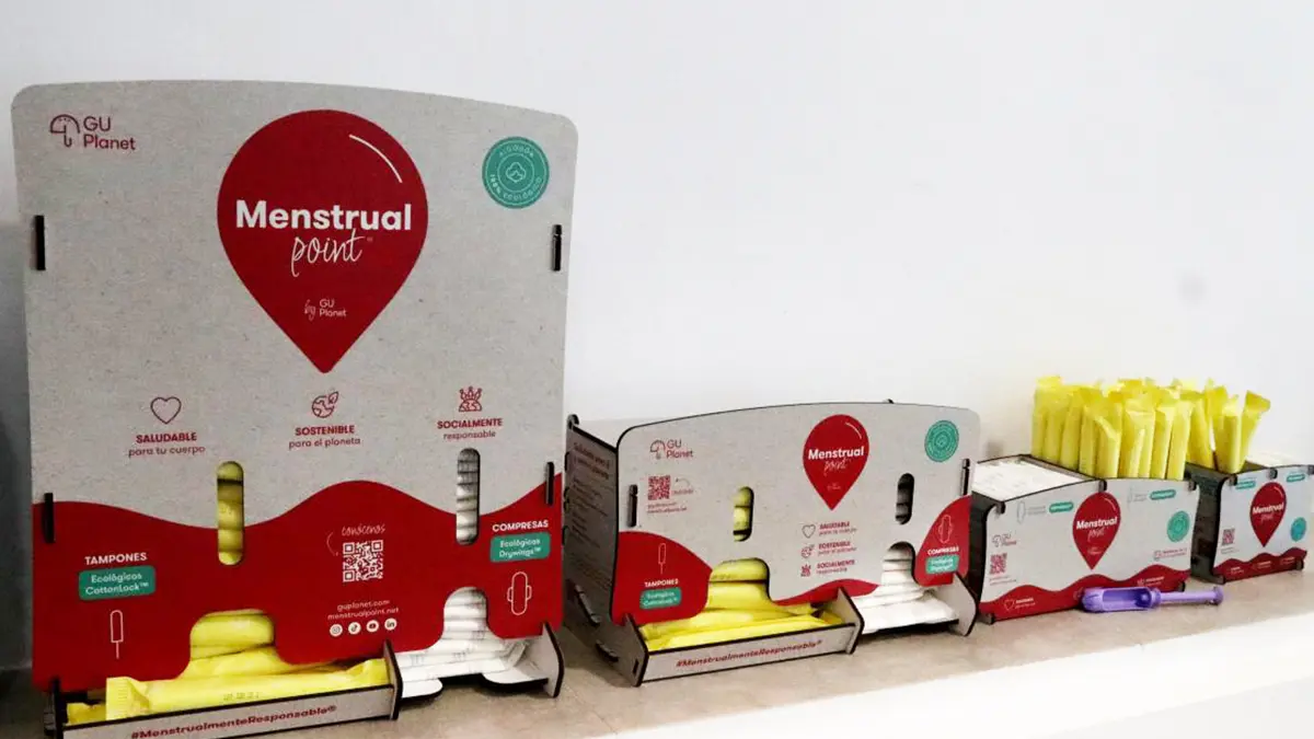 Dispensadors de productes menstruals a debat a Reus. Mar Mart&iacute;.