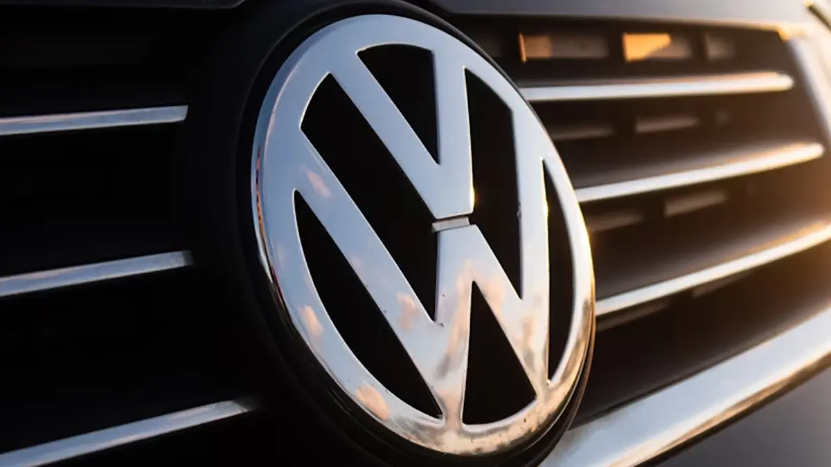 Volkswagen Multivan i ID. Buzz en crisi