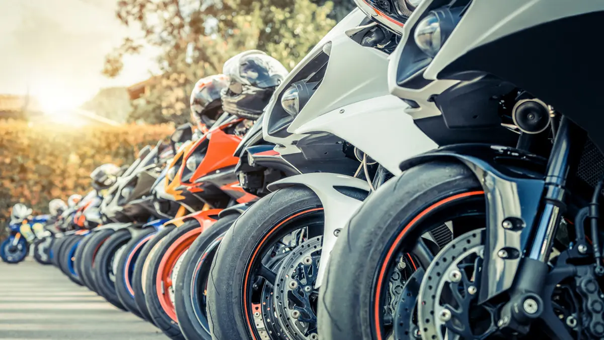 Estudi 2025: prefer&egrave;ncia motos noves davant el&egrave;ctriques