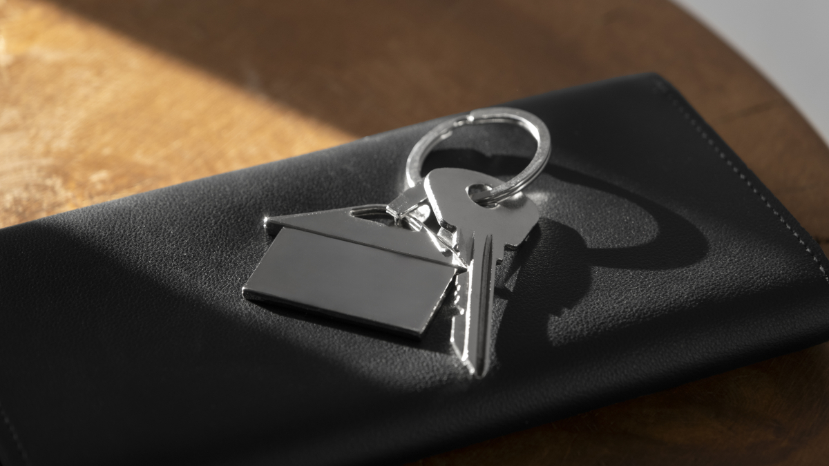 naturaleza-muerta-de-llave-metalica_