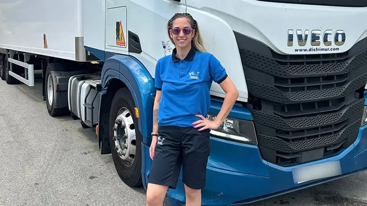 Andrea Garc&iacute;a camionera m&eacute;s jove d&rsquo;Espanya transport Barcelona