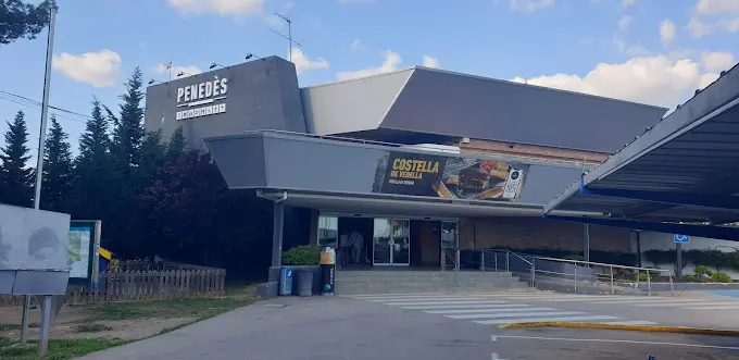 area-servicio-ap7-penedes