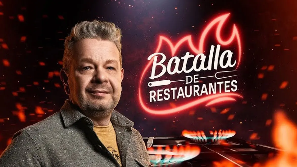 Xefs tarragonins i Chicote davant el suquet de peix. Imatge Youtube @laSexta