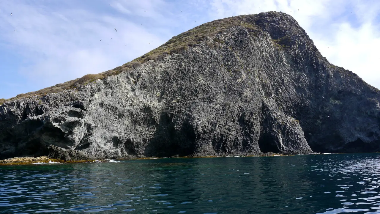 Vista de la Illa Grossa, a M&uacute;rcia. Foto de Sauropodo, de Wikimedia Commons