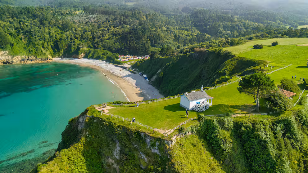 cadavedo-ermita-regalina-cantabria