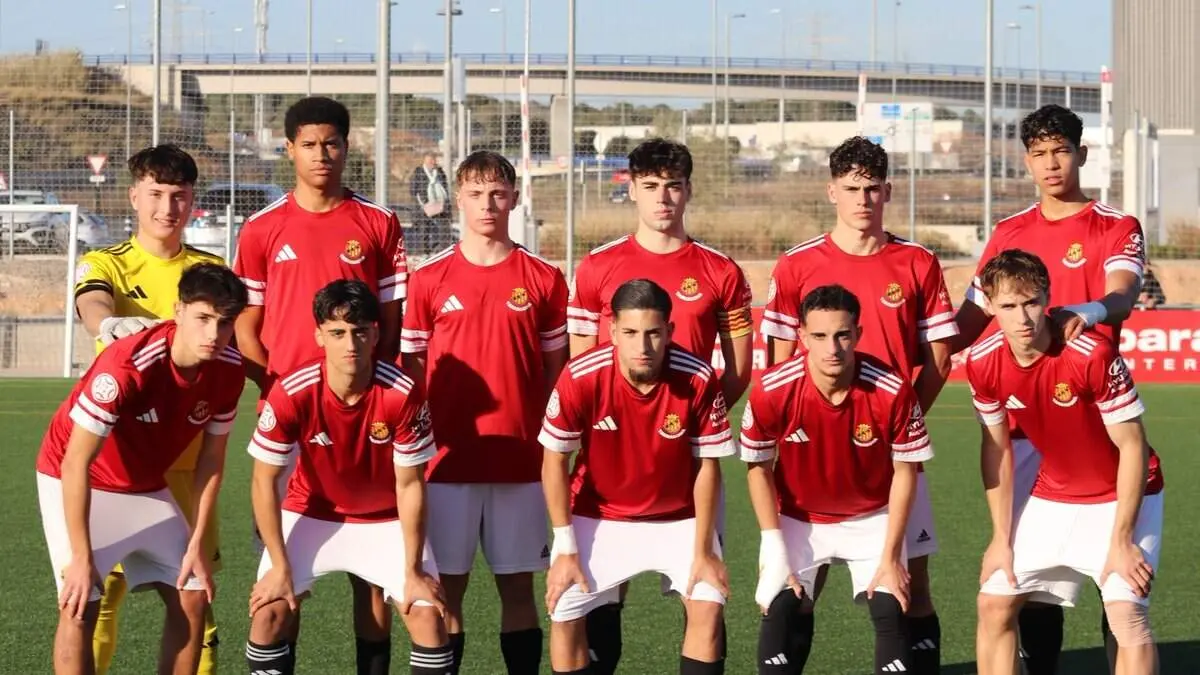 Jugadors del planter del N&agrave;stic preparant-se per disputar un dels 38 partits de lliga aquest cap de setmana