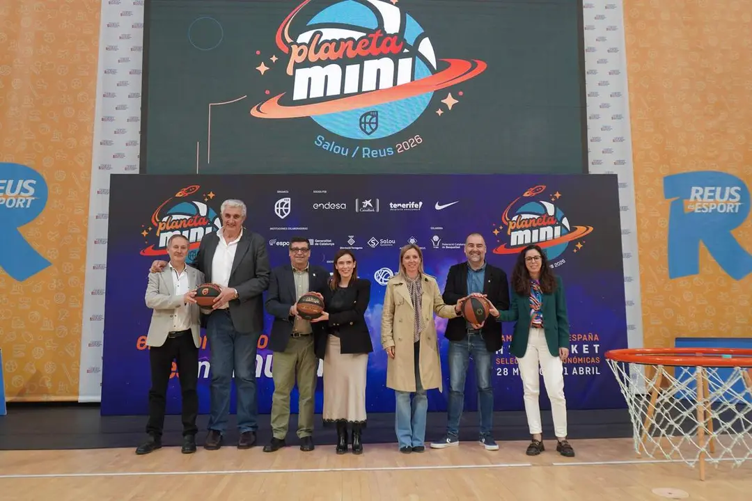 Joves jugadors de minib&agrave;squet competint al Campionat Planeta Mini 2026 al Pavell&oacute; Ol&iacute;mpic Municipal de Reus i Salou