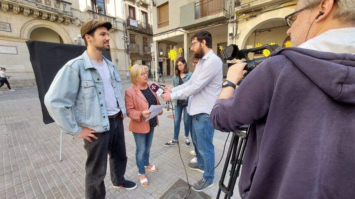 Cartell vibrant i colorit de la Festa Major de Sant Joan de Valls 2026 que anuncia les festes amb un disseny atractiu &mdash; Imagen de la Fuente