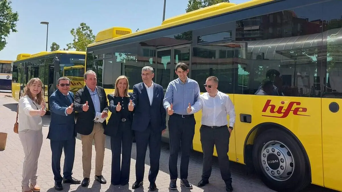  Bus urb&agrave; de Valls amb vehicles h&iacute;brids operat per Hife sense canvis en el servei diari &mdash; Imagen de la Fuente 