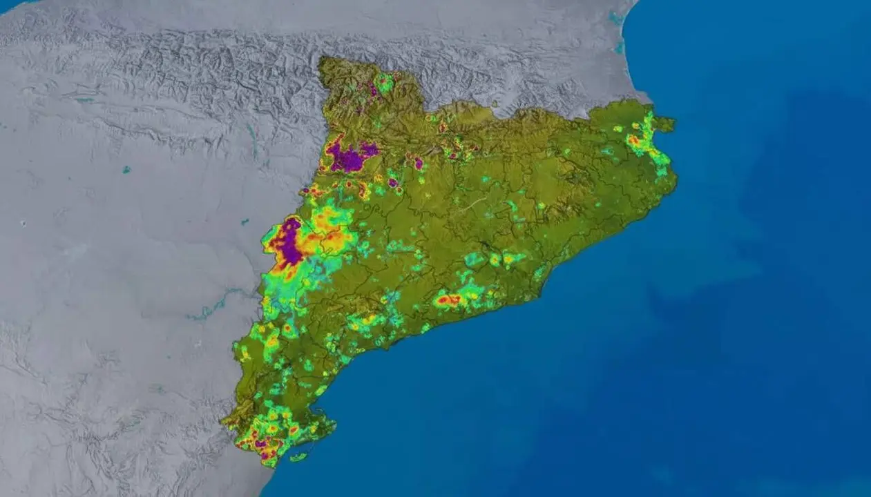  Ruixats i tempestes intensificant-se al nord de Tarragona amb precipitacions i alerta meteorol&ograve;gica actualitzada &mdash; Imagen generada por IA 
