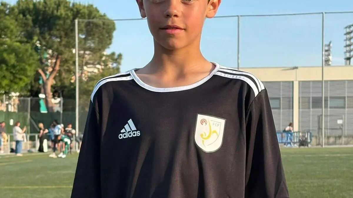  Tres joves jugadors de Planter Grana a l&rsquo;entrenament de la selecci&oacute; catalana sub 11, sub 13 i sub 15 &mdash; Imagen de la Fuente 