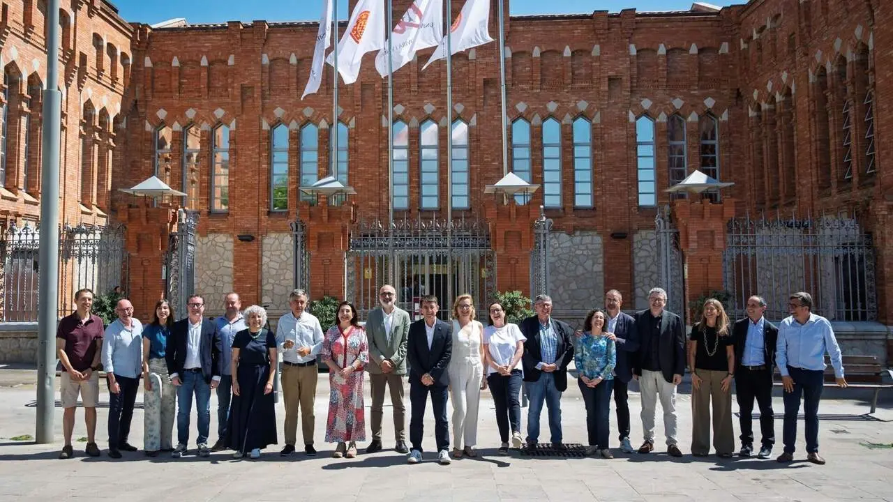  Josep Pallares revalida com a rector de la URV per sis anys m&eacute;s amb un lideratge ferm i comprom&egrave;s &mdash; Imagen de la Fuente 