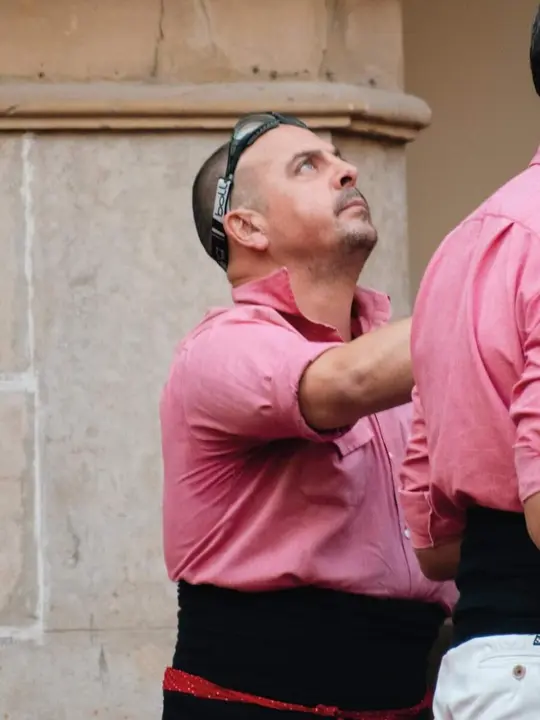 Assaig de castells tradicional a la Diada del Museu a Valls el 30 de maig amb la Colla Vella dels Xiquets i Nens del Vendrell &mdash; Imagen de la Fuente