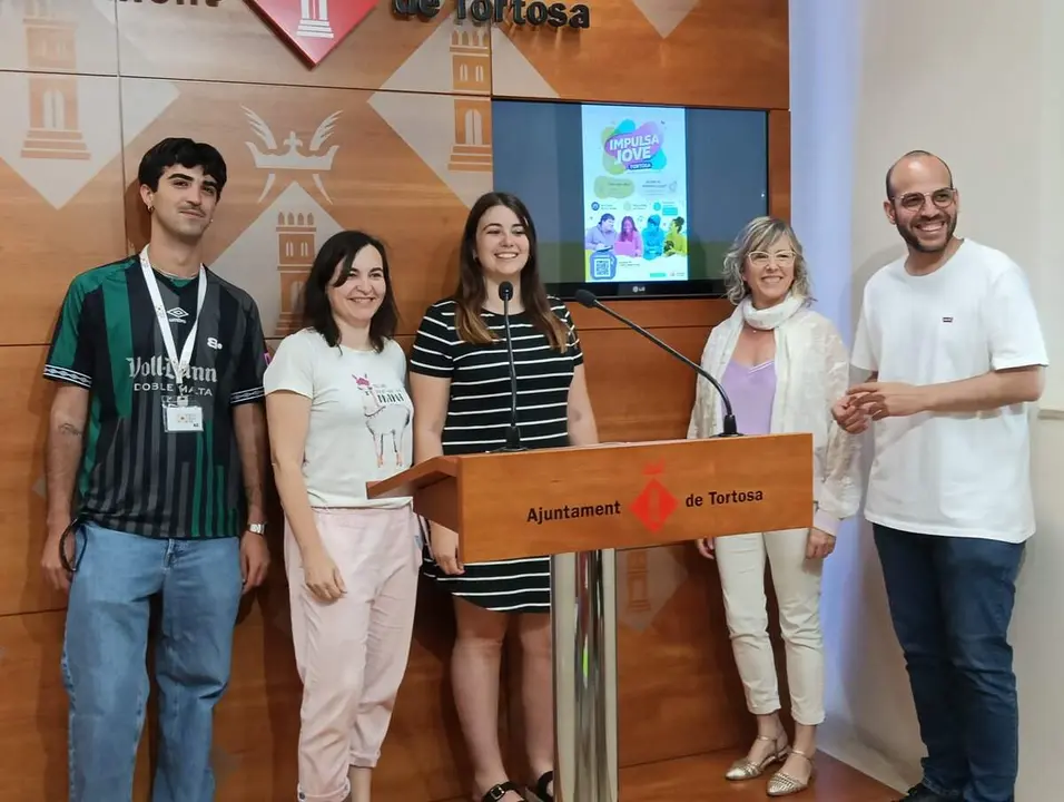  Joves de Tortosa gaudeixen de l'Estiu a la Carta i Impulsa Jove amb activitats d'estiu innovadores i casals locals &mdash; Imagen de la Fuente 