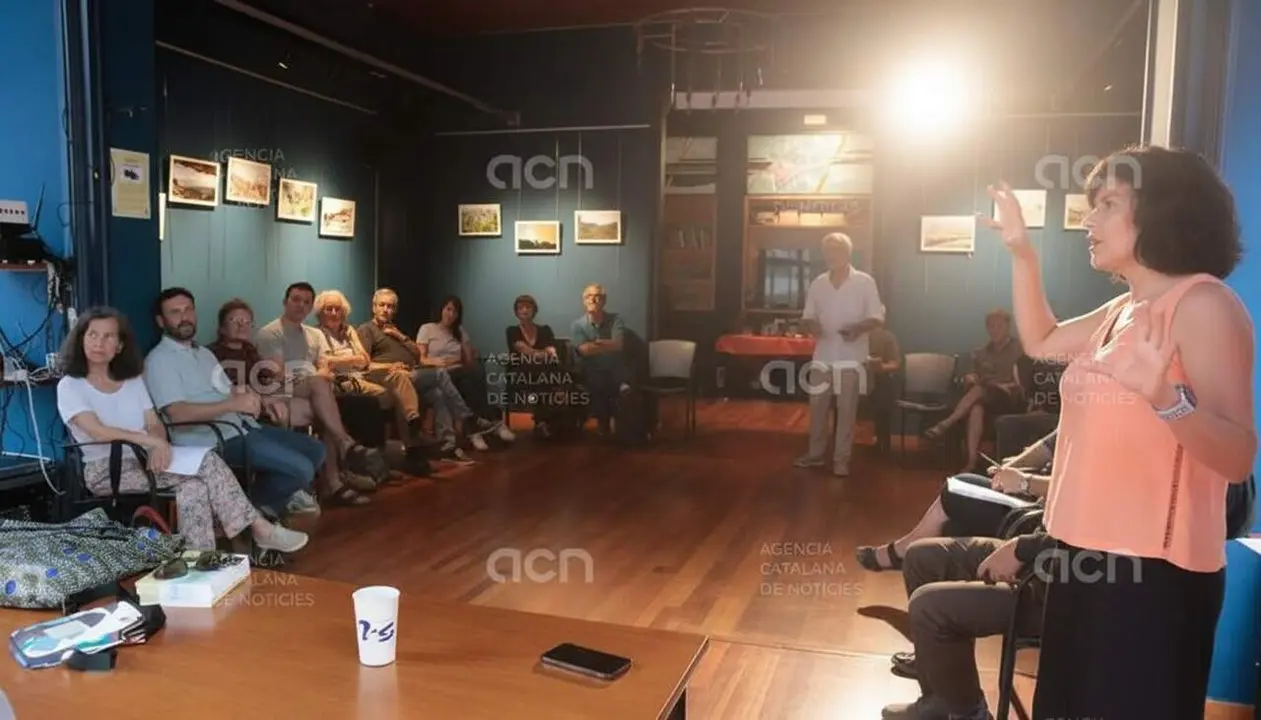  Gigafactories a M&oacute;ra la Nova generant alerta ambiental i social a Tortosa per l&rsquo;impacte local &mdash; Imagen generada por IA 