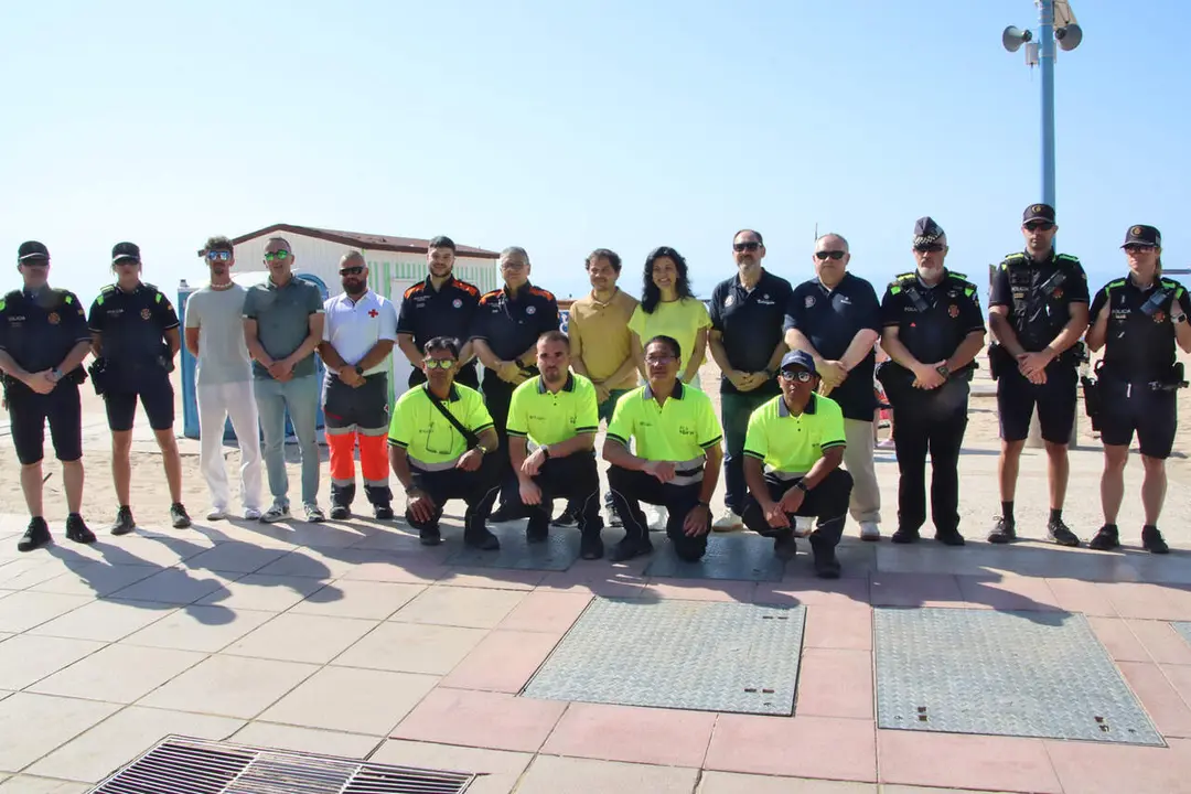 Tarragona intensifica la neteja i assegura serveis de socorrisme a les vuit platges durant l&rsquo;estiu per a una experi&egrave;ncia segura &mdash; Imagen de la fuente