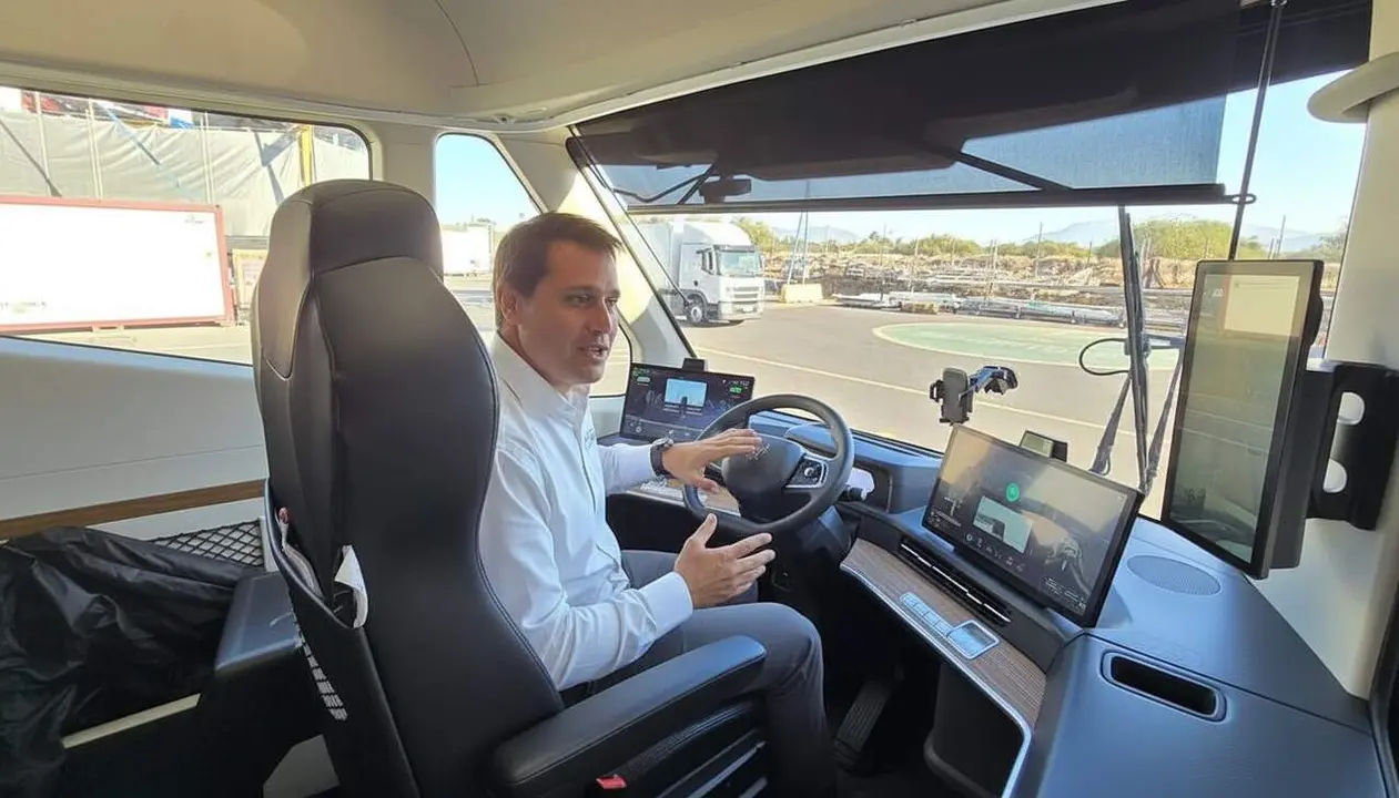  Ignacio Badal expert en cost operatiu i camions el&egrave;ctrics a Xile per a l&rsquo;any 2026 amb dades sorprenents &mdash; Imagen generada por IA 