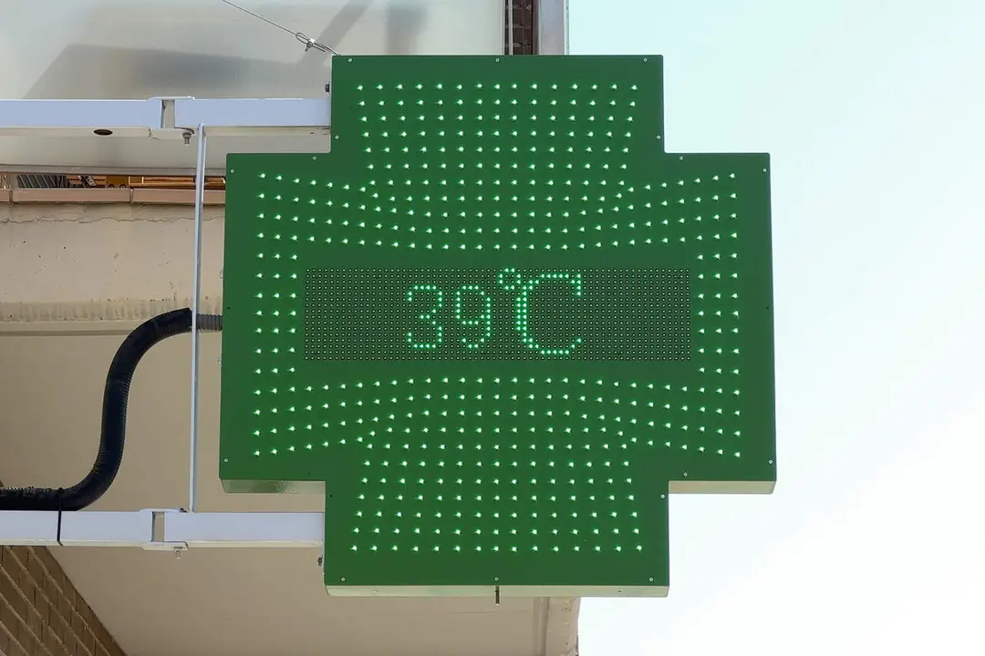 Onada de calor extrema a Catalunya amb temperatures superiors a 42 graus i alt risc d&rsquo;incendis forestals &mdash; Imagen de la fuente