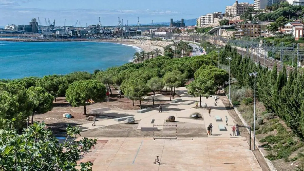  Imatge destacada de l'Ajuntament de Tarragona amb informaci&oacute; actualitzada i activitats locals rellevants &mdash; Imagen de la Fuente 