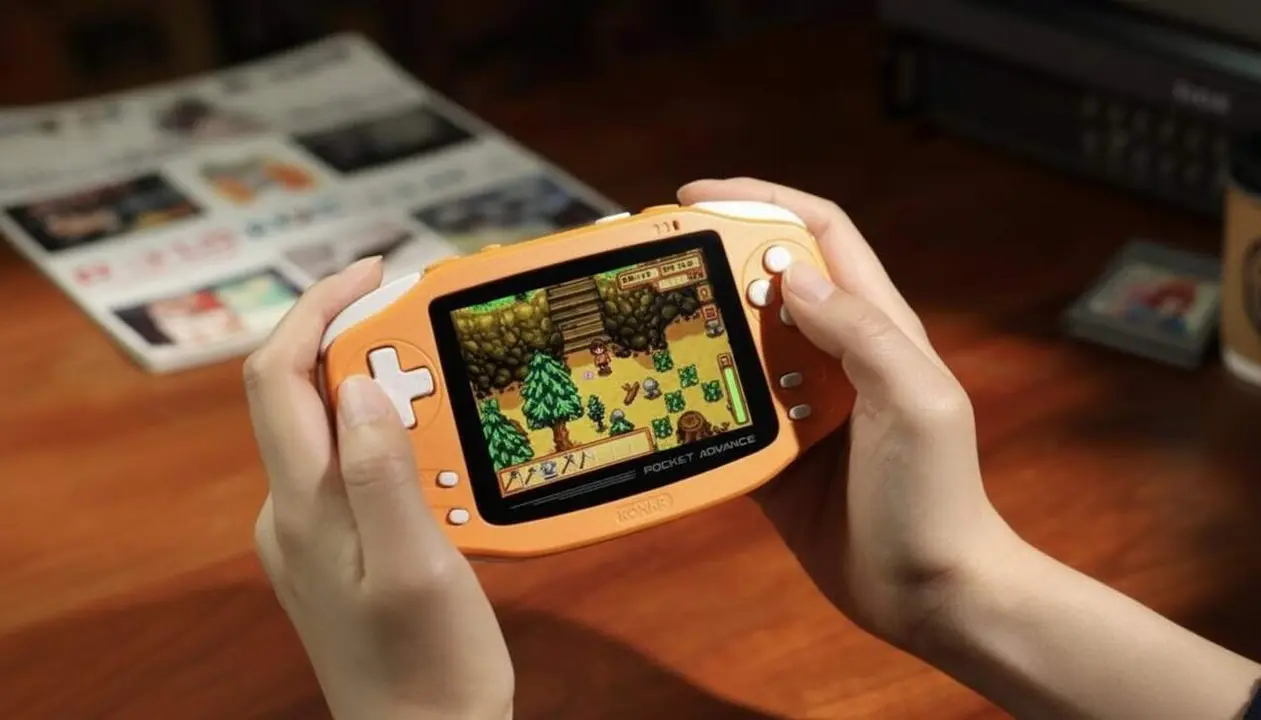  KONKR Pocket Advance consola retro compacte i moderna que reinventa la Game Boy Advance per a l'any 2026 &mdash; Imagen generada por IA 