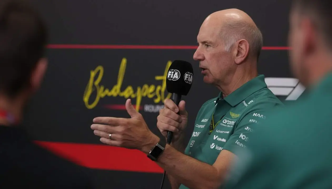  Aston Martin 2027 innovador model revela Adrian Newey claus sorprenents i avan&ccedil;os tecnol&ograve;gics en F&oacute;rmula 1 &mdash; Imagen generada por IA 