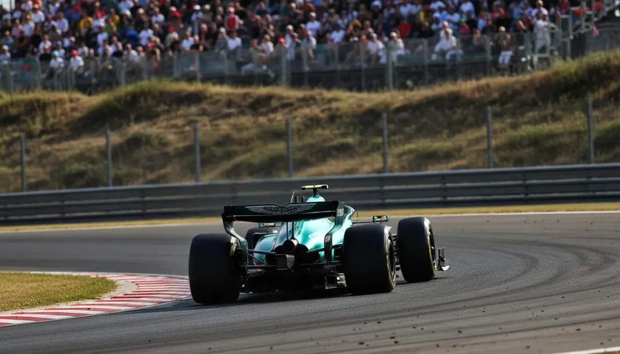 Fernando Alonso prova el nou motor Honda d&rsquo;Aston Martin amb pot&egrave;ncia millorada a Zandvoort en F&oacute;rmula 1 &mdash; Imagen generada por IA