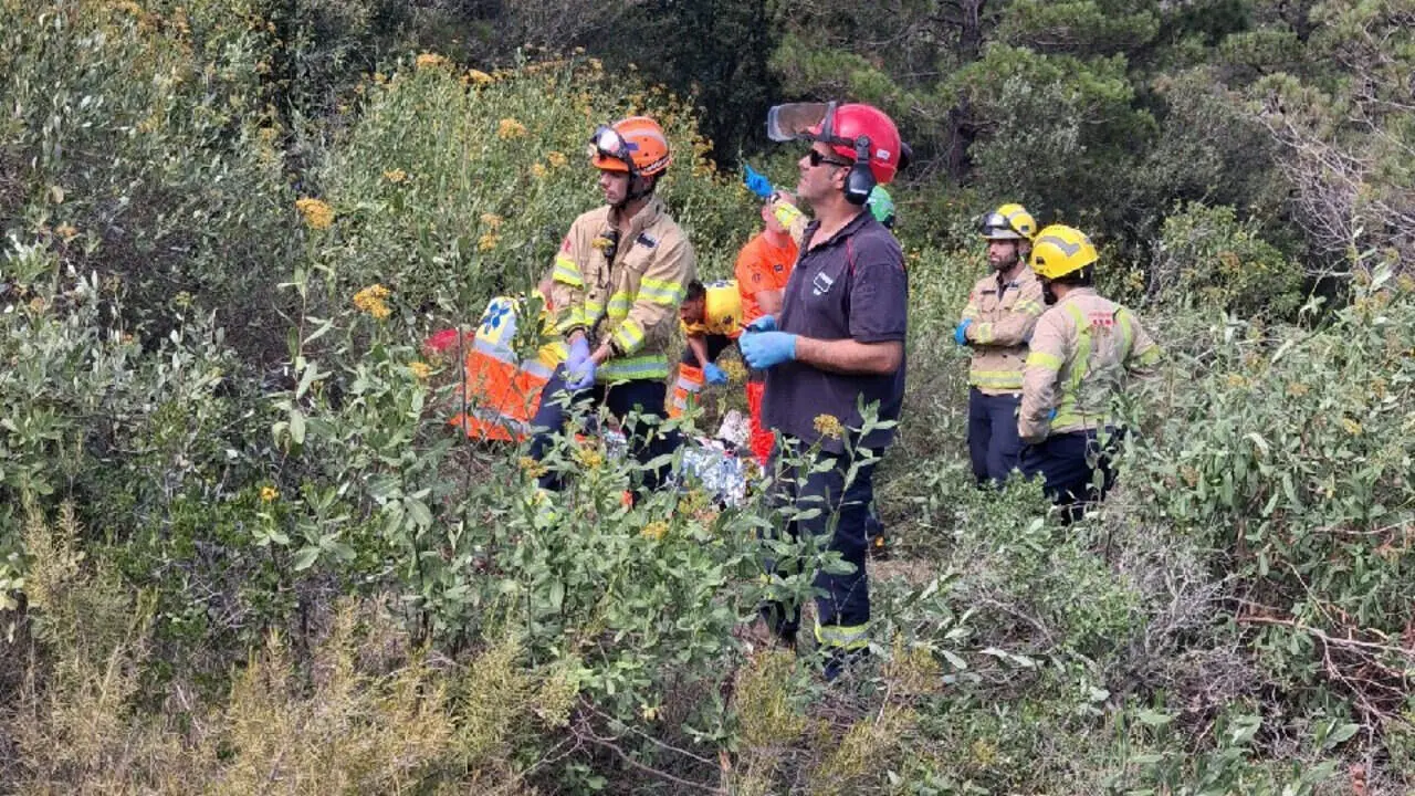 Un dels moments del rescat dels Bombers a Arbol&iacute;
