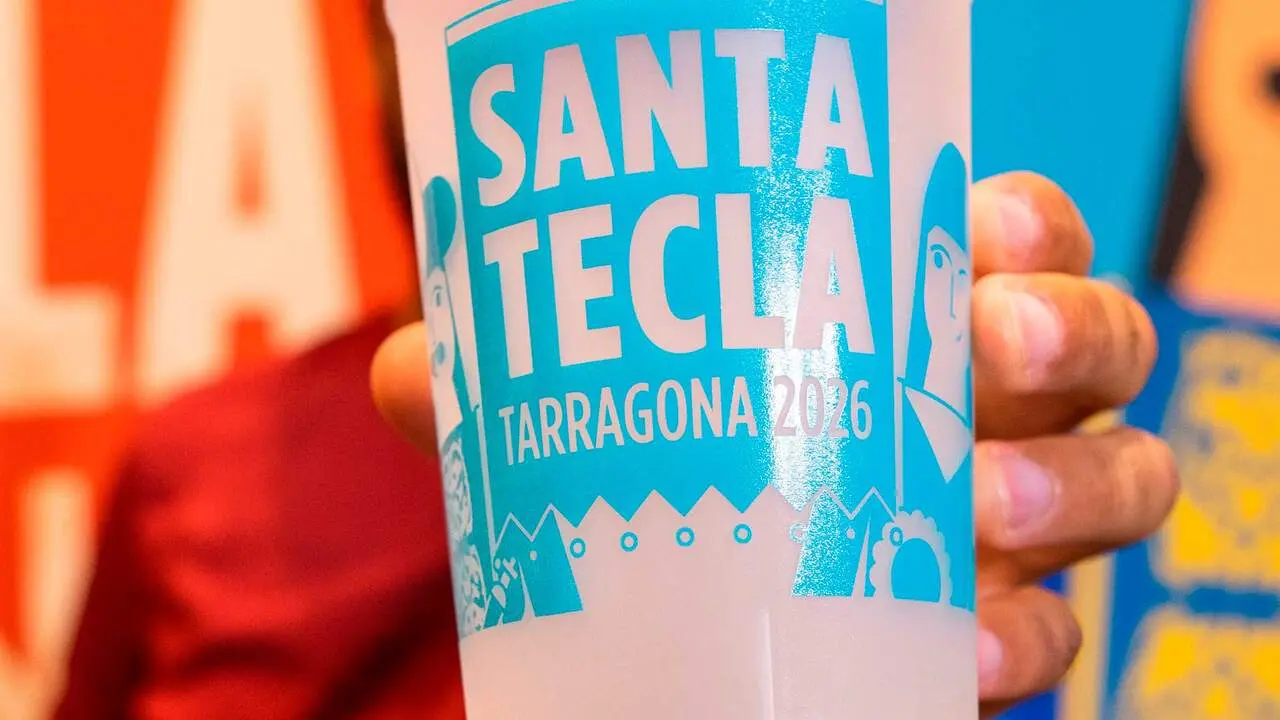 Got oficial de Santa Tecla 2026 a Tarragona amb disseny dels Gegants Moros, preu i espectacles destacats de la festa tradicional &mdash; Imagen generada por IA