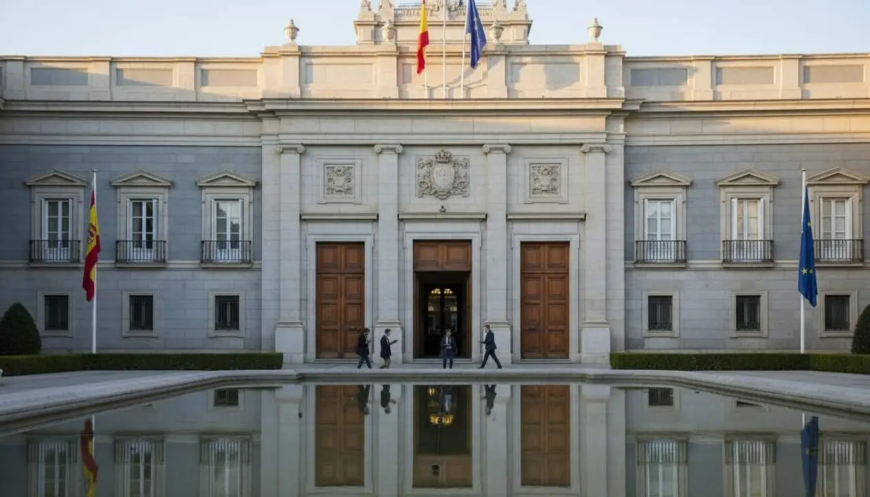 Treballadors afectats per la fi de les cartes en paper de la Seguretat Social a partir de setembre 2024 &mdash; Imagen generada por IA