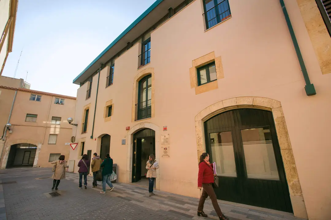Cursos presencials de catal&agrave; a Vila-seca amb nivells Inicial, B&agrave;sic i Elemental i la nova edici&oacute; del programa Voluntariat per la llengua &mdash; Imagen de la Fuente