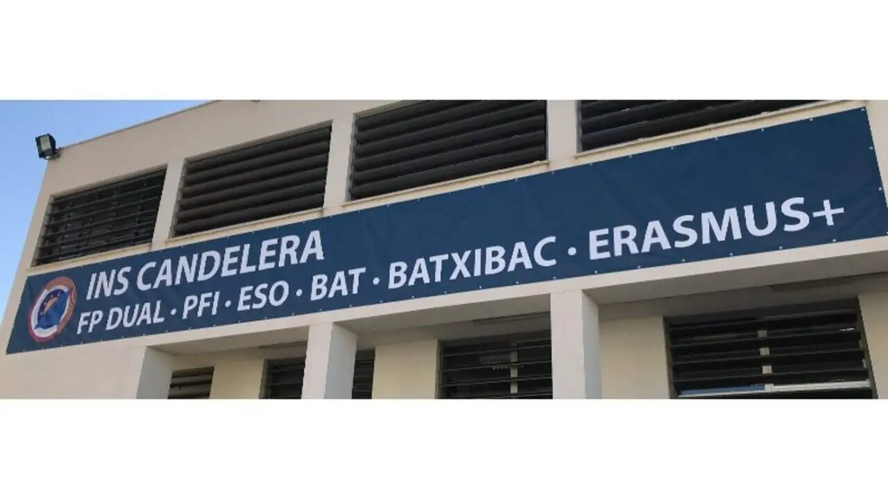  Acte commemoratiu del 10&egrave; aniversari del Programa Batxibac i Dia d'Europa a l'Institut Candelera - Imagen de la Fuente 
