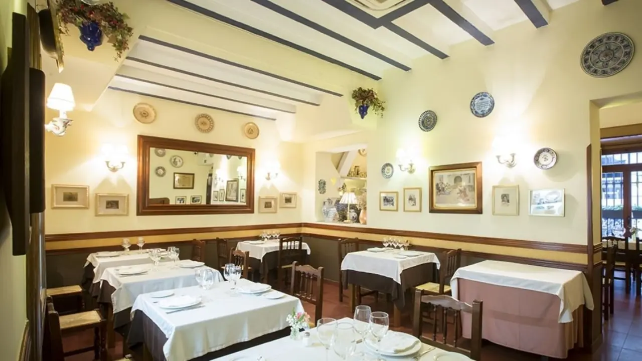 Restaurant Barraca de la Barceloneta denunciat per no atendre en catal&agrave;. Imatge labarraca.es