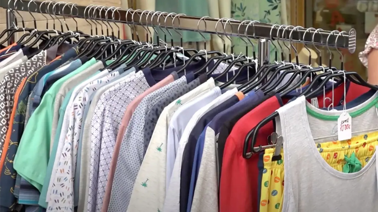 50a edici&oacute; de Les Botigues al Carrer a Reus amb comer&ccedil;os participants