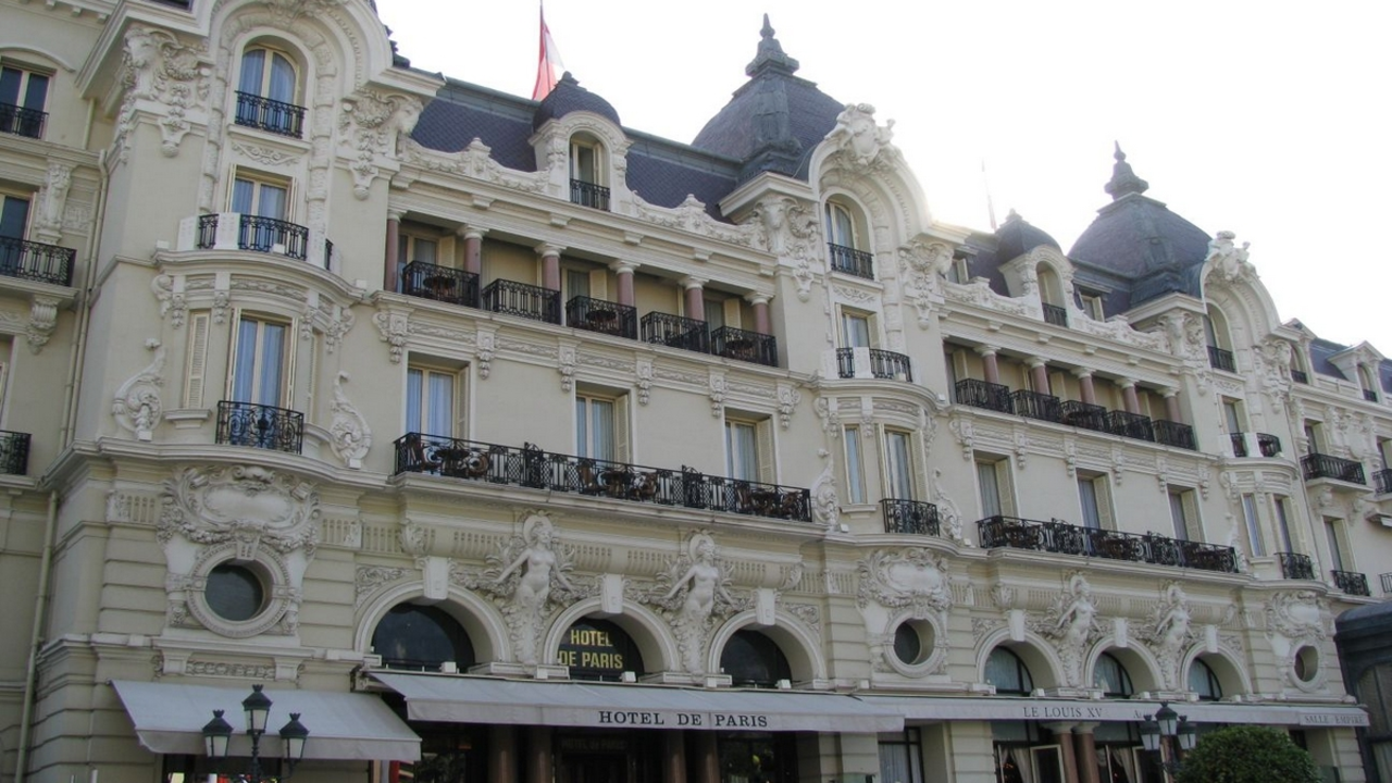 Hotel_de_Paris_(Monte-Carlo)