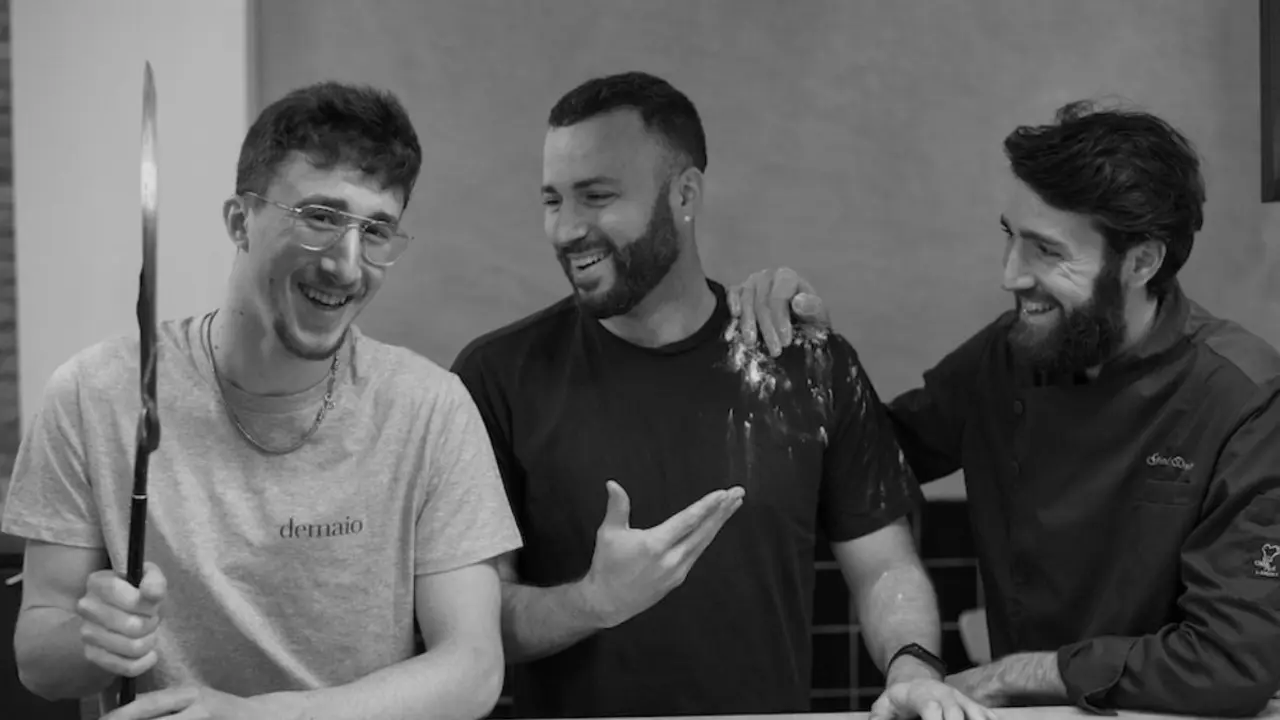 Pizzeria Demaio a Bilbao amb germans italians. Imatge demaio.es