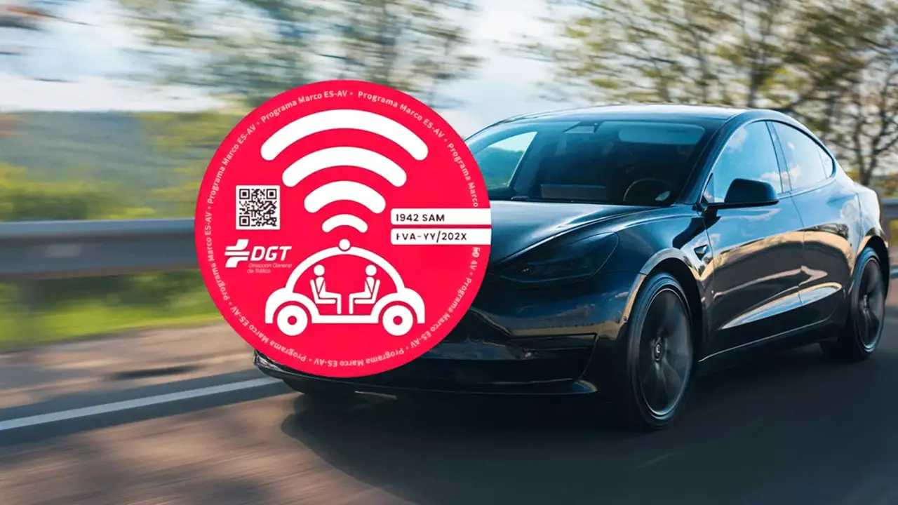 Nova etiqueta de la DGT per a cotxes aut&ograve;noms. Adslzone.