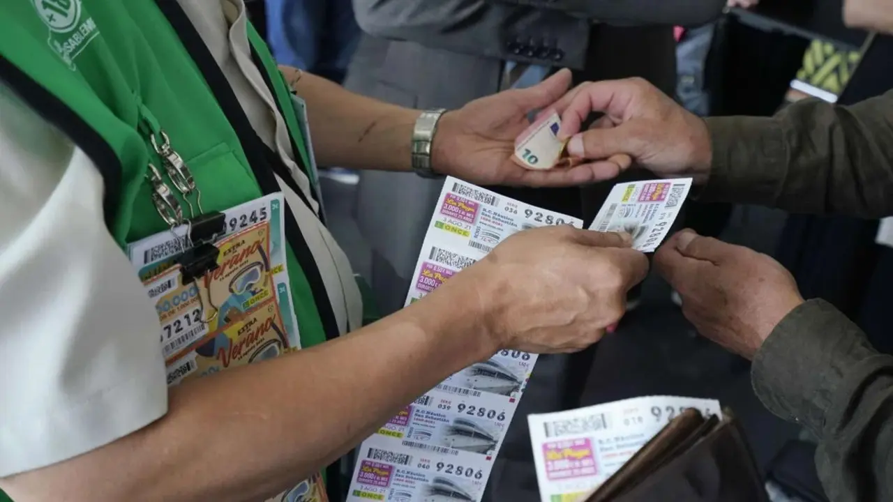 Cup&oacute; Diari de l&rsquo;ONCE premia tres ve&iuml;ns al centre de Reus