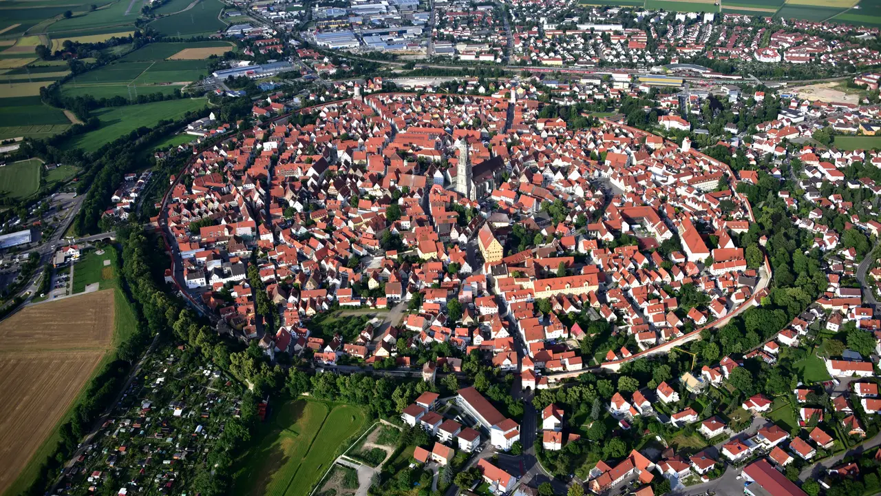 N&ouml;rdlingen-vista-a&egrave;ria-Von Wolkenkratzer- EigenesWerk-Wikimedia