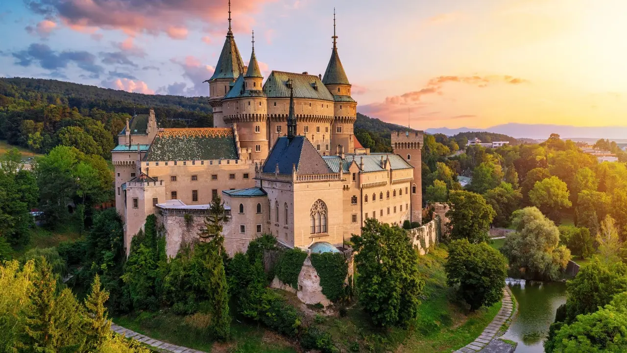 castell-bojnice-eslov&agrave;quia