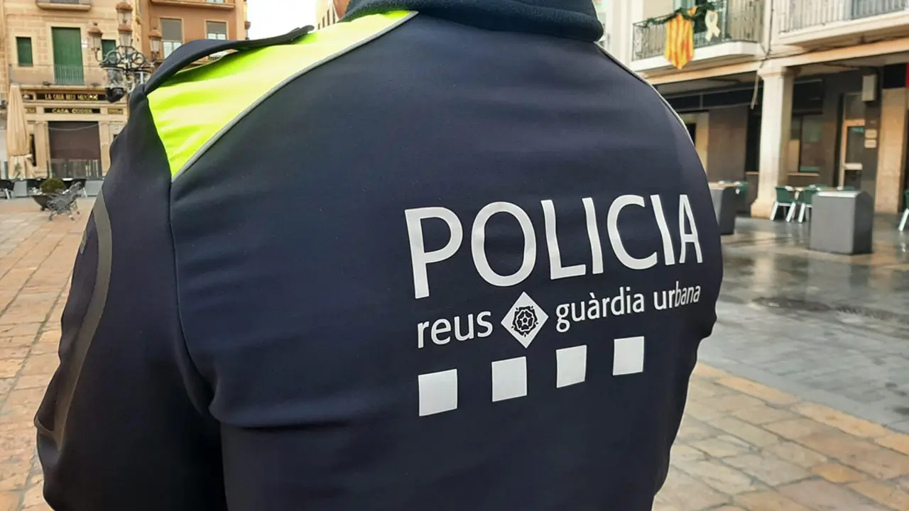 Agents de la Gu&agrave;rdia Urbana de Reus en servei