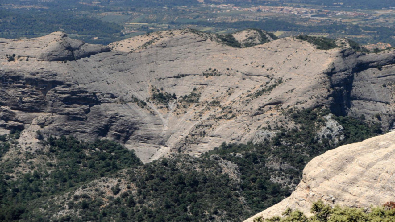 roques-de-benet-Vardaman2
