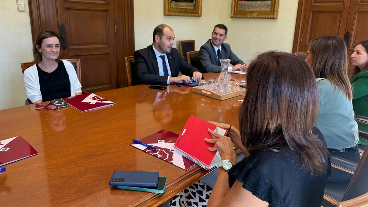 Resid&egrave;ncia ICASS de Reus pendent de reforma. Canal Reus.