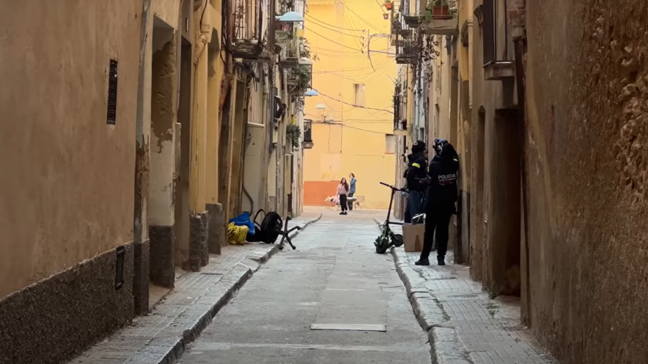 mossos-carrer-flavia-valls