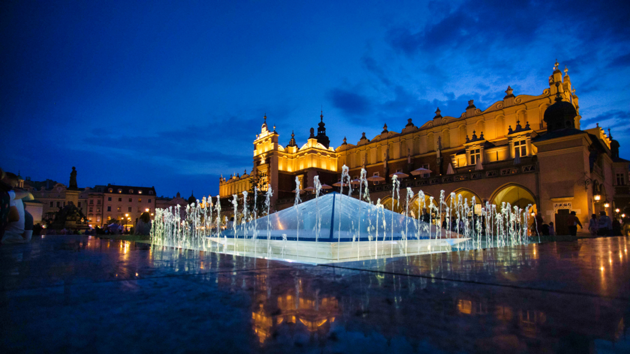 Sukiennice-Crac&ograve;via-Karolina_Zukowska