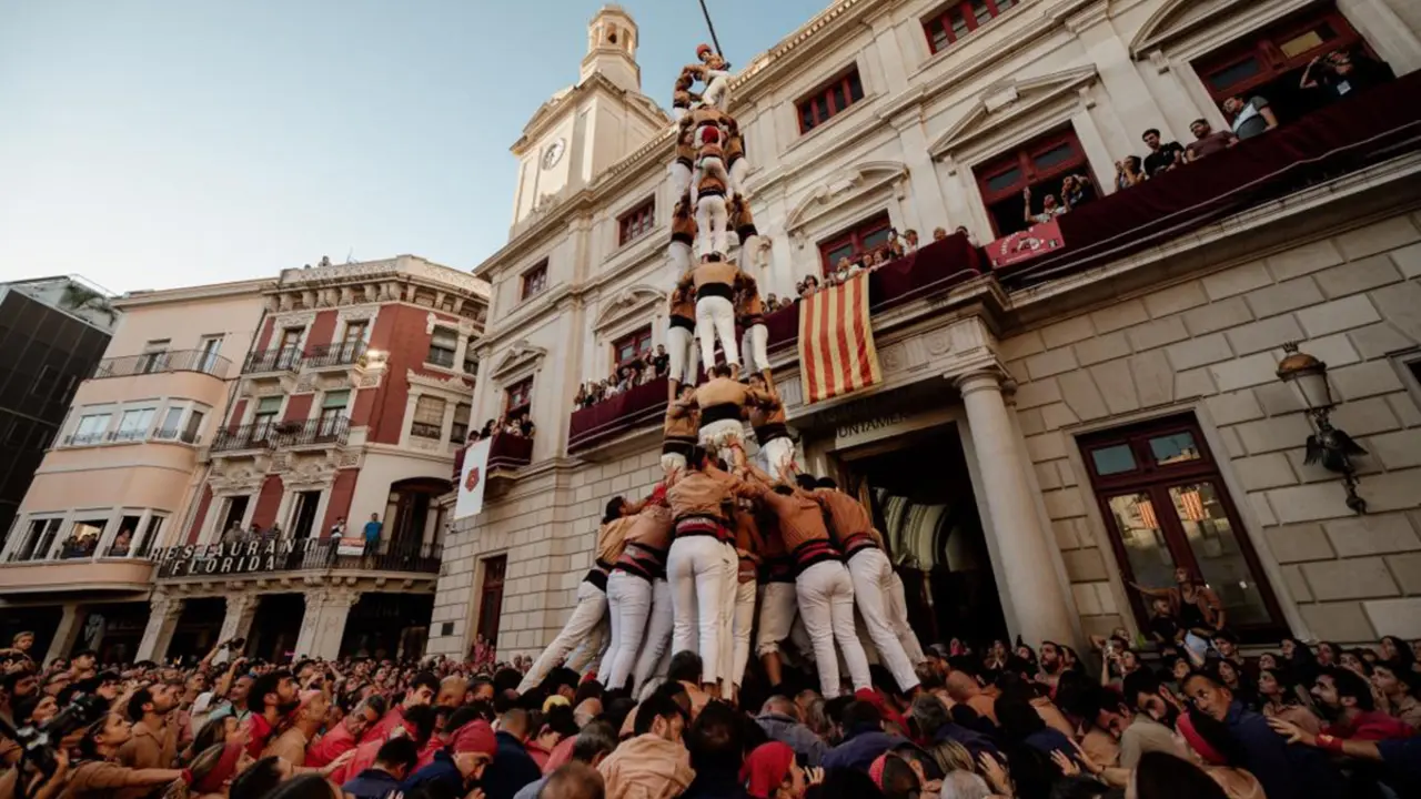 Els Xiquets de Reus encaren la recta final amb la campanya &lsquo;Som Imprescindibles&rsquo;